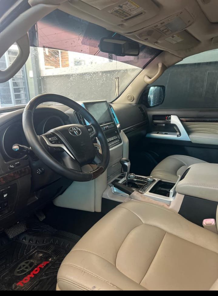 WhatsApp Image 2025-11-29 at 16.33.50